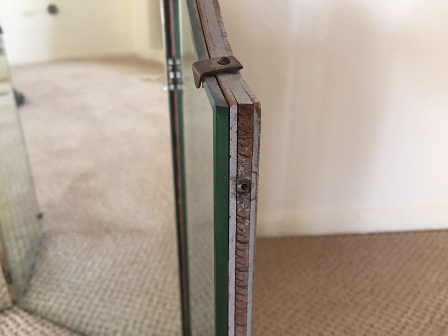 Vintage 3-Panel Vanity Mirror With Beveled Glass [Photo 2]