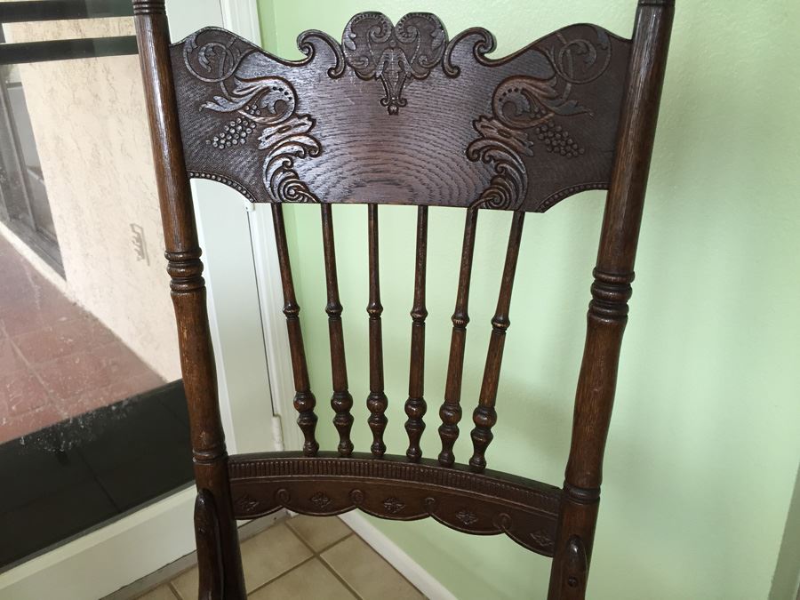 Antique Oak Dining Table With Four Leaves And Two Cane Chairs [Photo 12]
