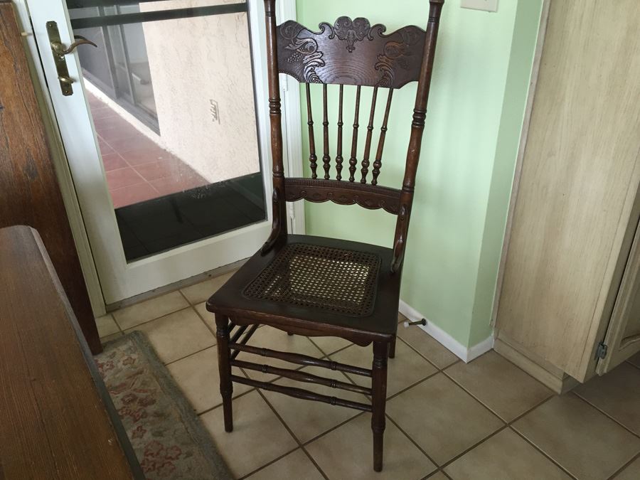 Antique Oak Dining Table With Four Leaves And Two Cane Chairs [Photo 3]