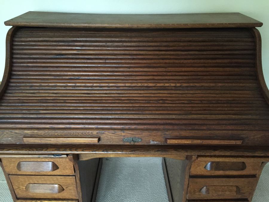 Nice Antique Roll Top Desk With Key [Photo 16]