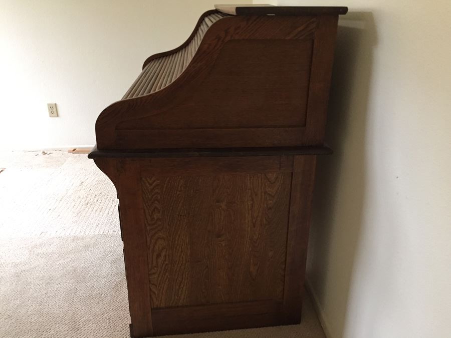 Nice Antique Roll Top Desk With Key [Photo 20]