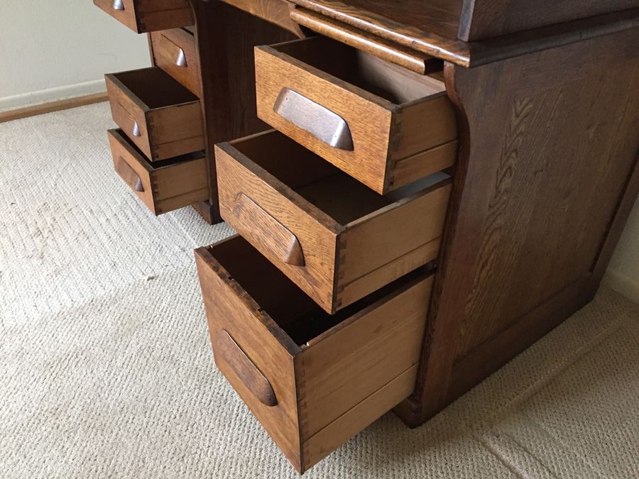 Nice Antique Roll Top Desk With Key [Photo 9]