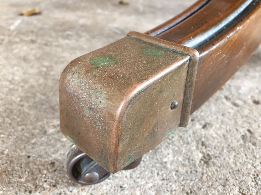 Drexel Heritage 18th Century Classic Dining Table On Casters With Two Large Leaves [Photo 7]