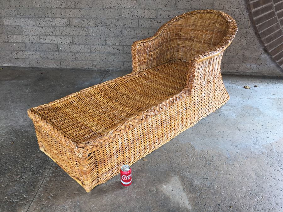 Wicker Chaise Lounge Chair With Cushions [Photo 3]
