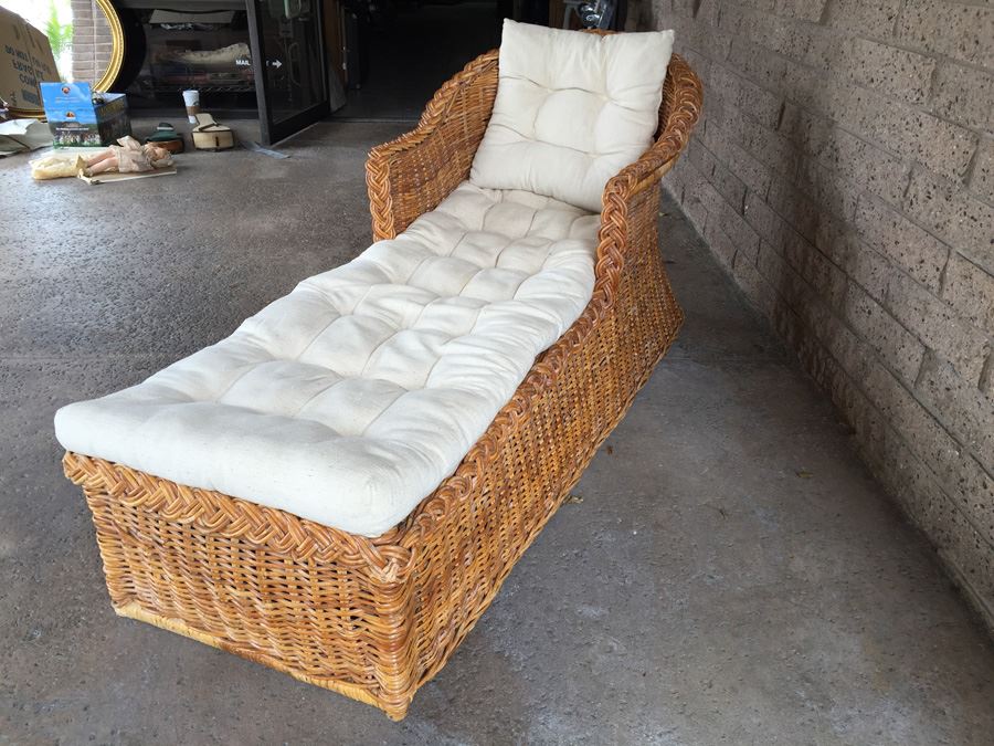 Wicker Chaise Lounge Chair With Cushions [Photo 7]
