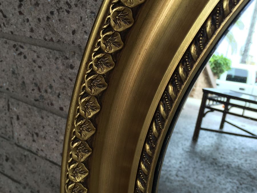 Large Vintage Giltwood Oval Mirror [Photo 2]