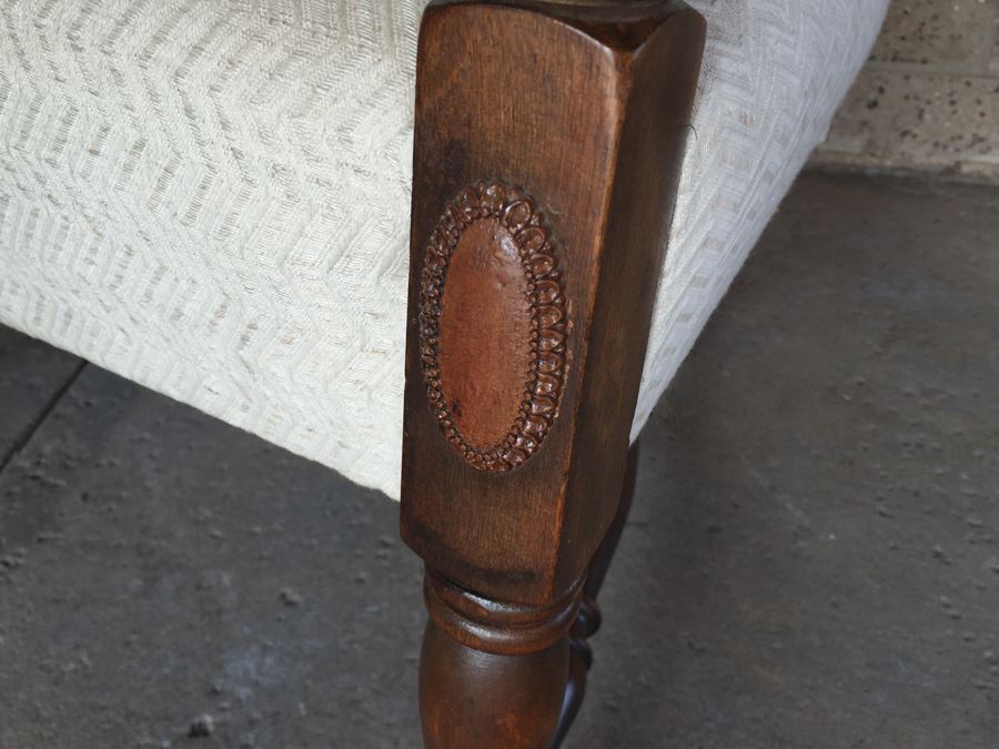 Vintage Upholstered White Arm Chair [Photo 5]