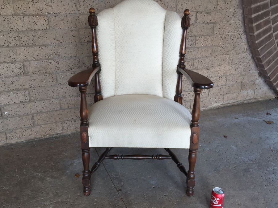 Vintage Upholstered White Arm Chair [Photo 6]