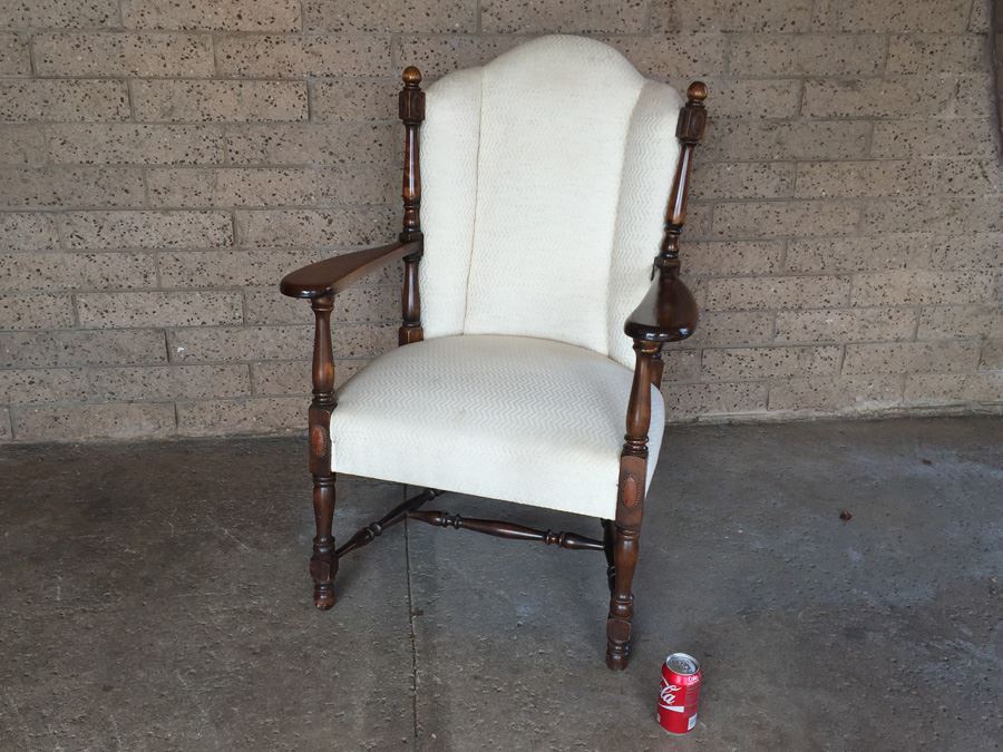 Vintage Upholstered White Arm Chair [Photo 1]
