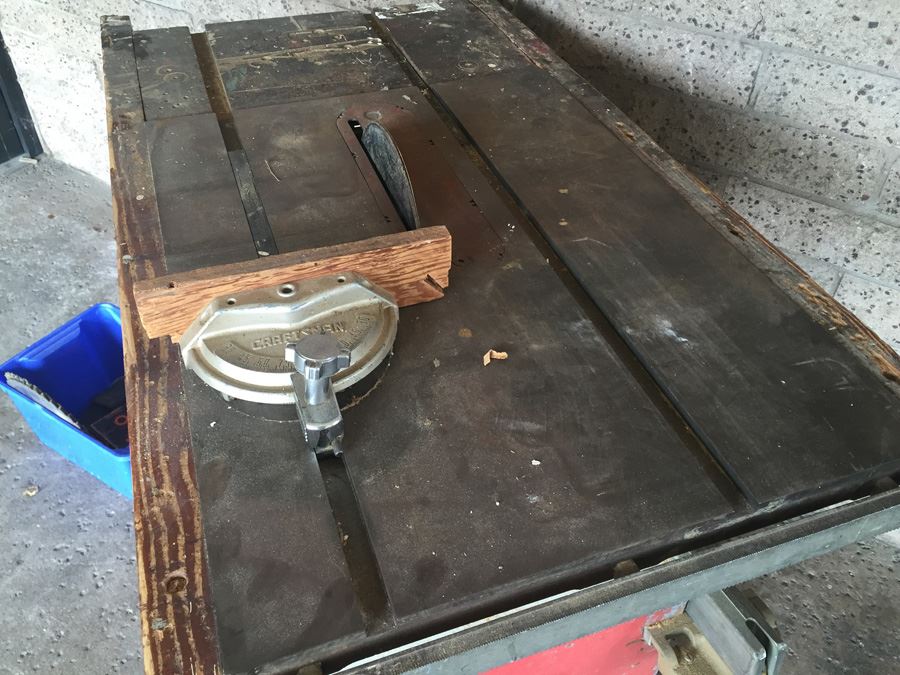 Vintage Crafstman '100' Table Saw With Custom Bench And Lot Of Rotary Saw Blades [Photo 7]