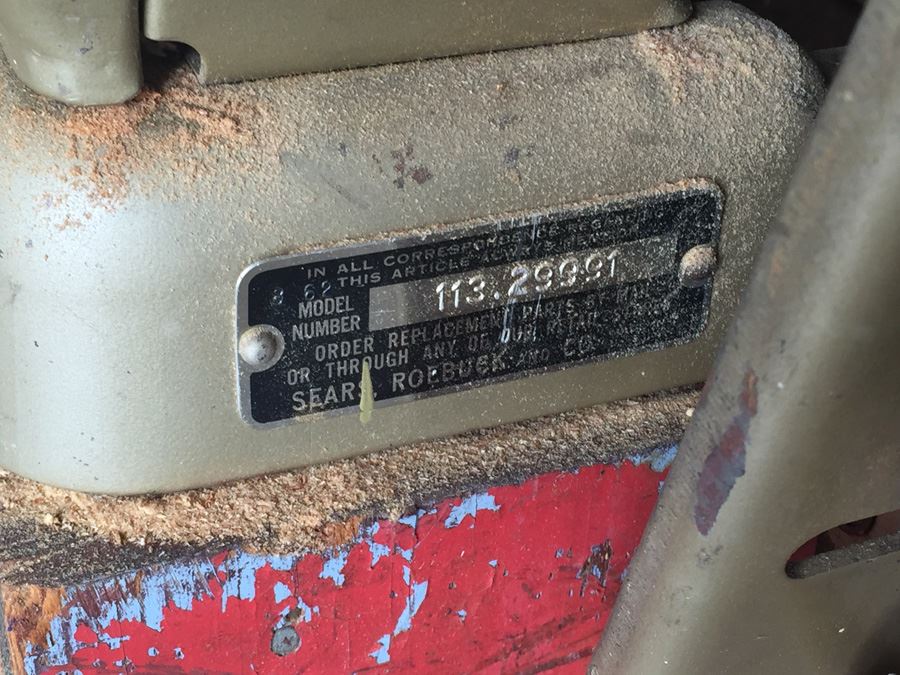 Vintage Crafstman '100' Table Saw With Custom Bench And Lot Of Rotary Saw Blades [Photo 12]