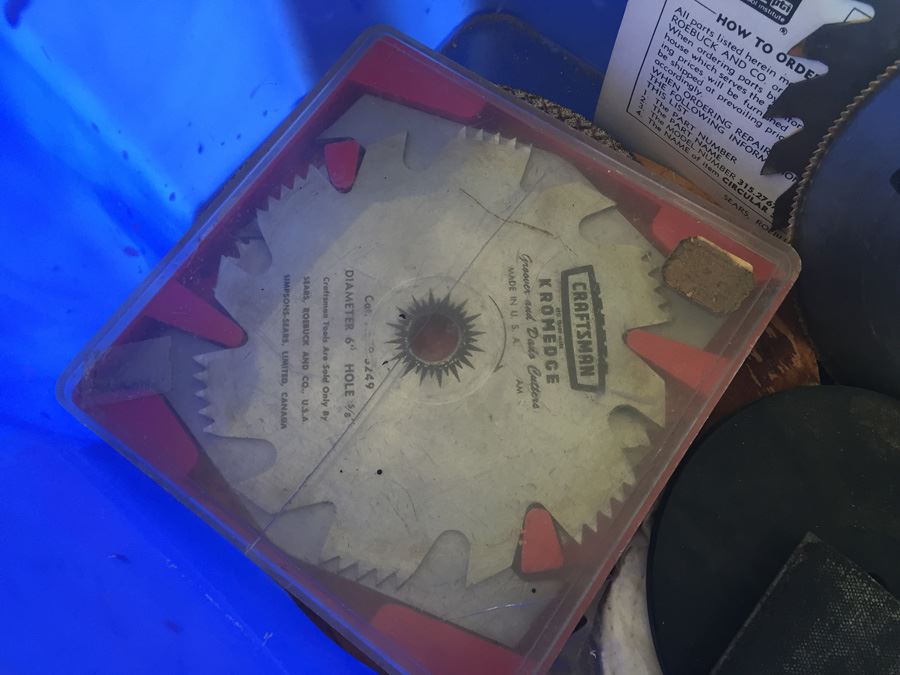 Vintage Crafstman '100' Table Saw With Custom Bench And Lot Of Rotary Saw Blades [Photo 17]