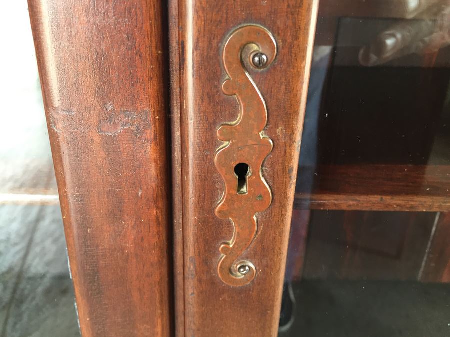 Stunning Antique Mahogany Nicely Carved Curio Cabinet With Ball And Claw Feet [Photo 13]