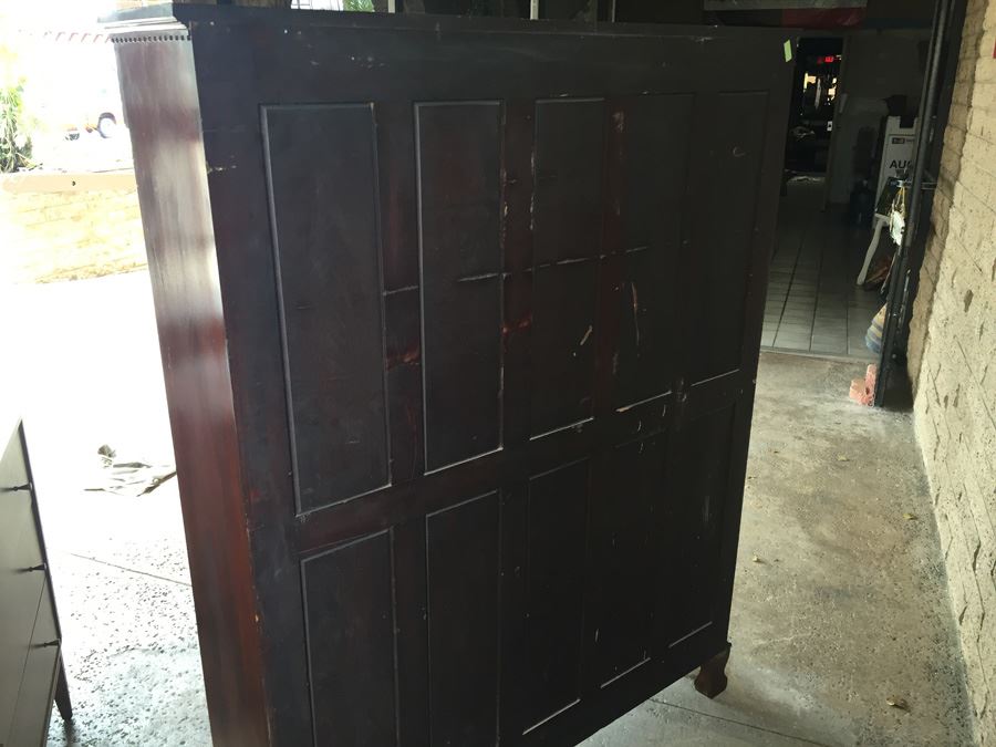 Stunning Antique Mahogany Nicely Carved Curio Cabinet With Ball And Claw Feet [Photo 21]
