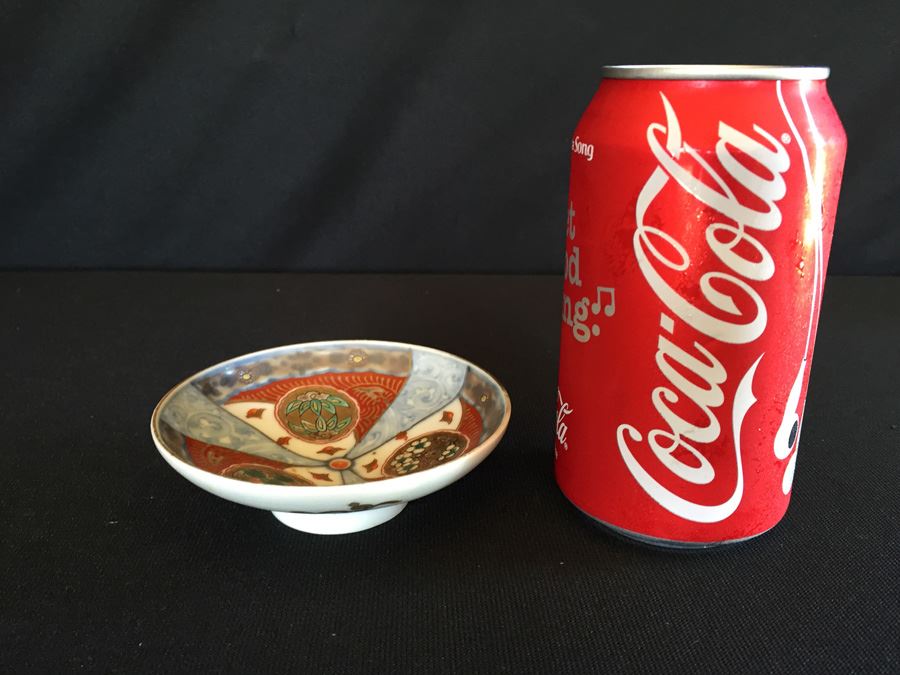 Japanese Imari Porcelain Footed Bowl [Photo 4]