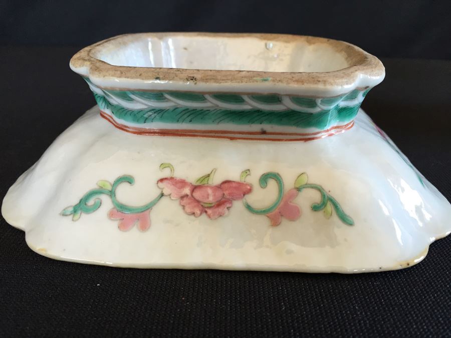 Chinese Famile Rose Footed Dish [Photo 13]