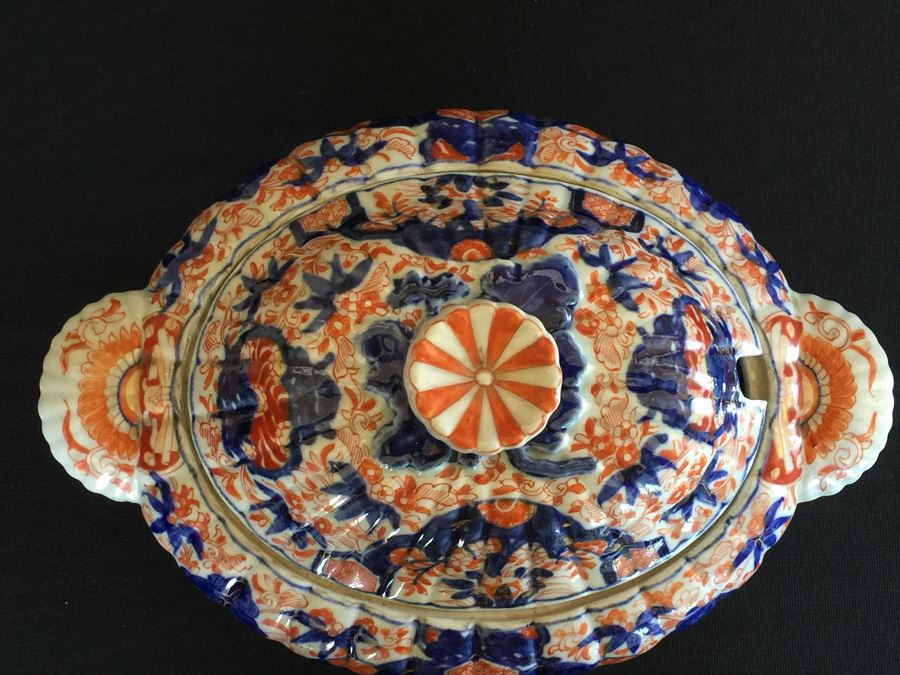 Japanese Imari Porcelain Tureen With Lid [Photo 4]