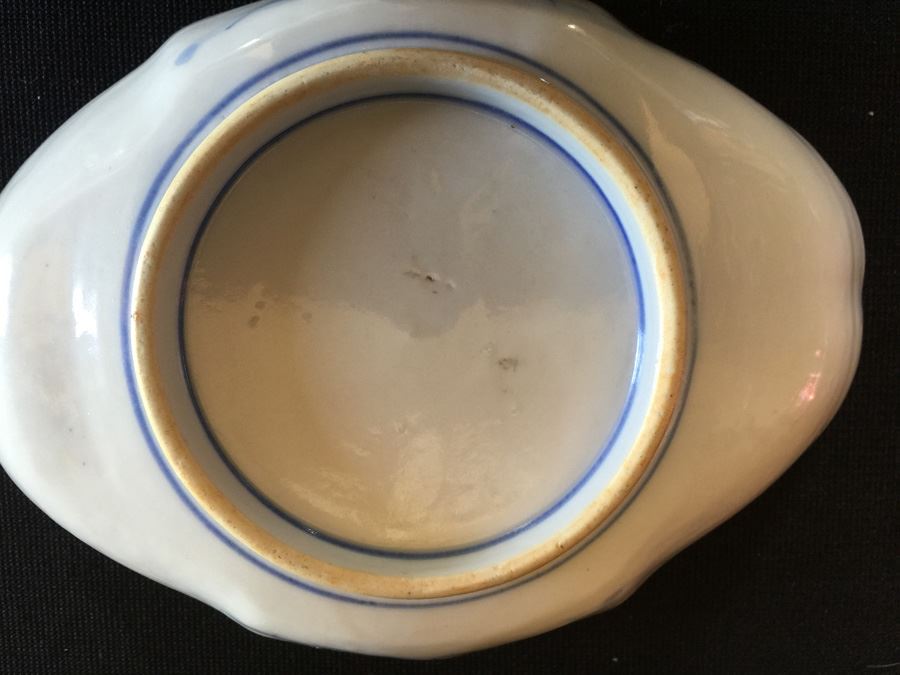 Japanese Imari Porcelain Footed Dish [Photo 3]