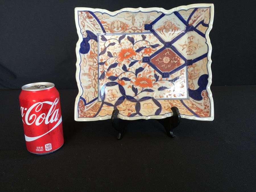 Japanese Imari Porcelain Large Serving Dish [Photo 1]