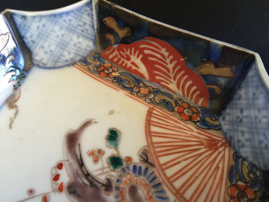 Japanese Imari Porcelain Footed Dish [Photo 9]
