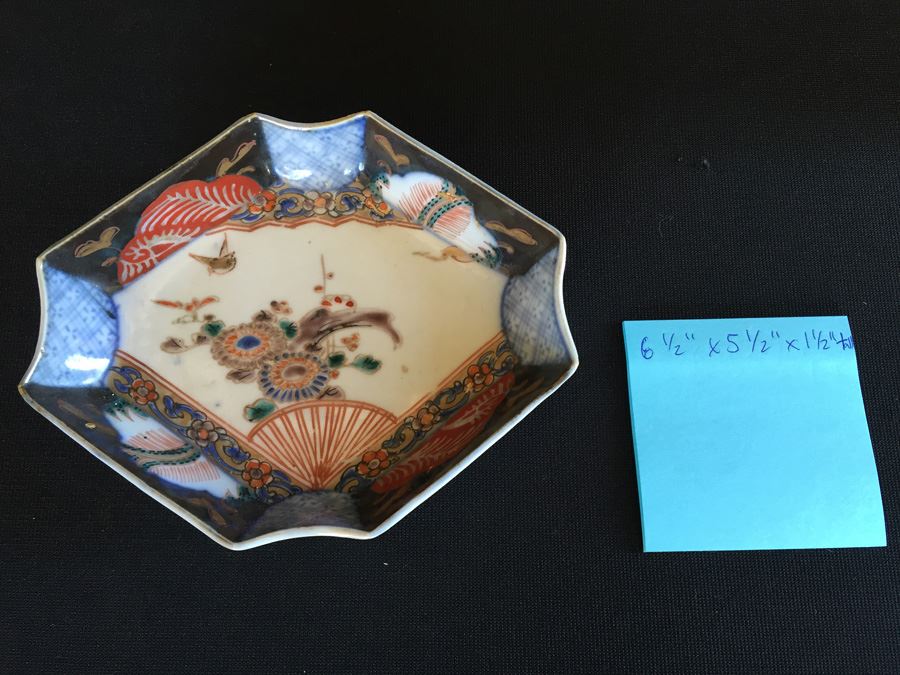 Japanese Imari Porcelain Footed Dish [Photo 15]