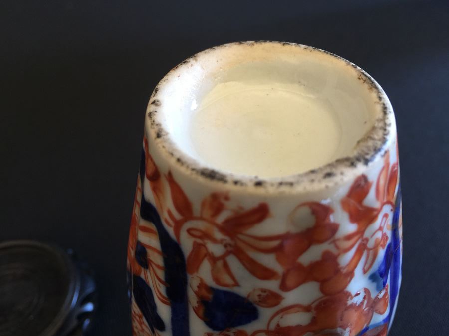 Japanese Imari Porcelain Vase [Photo 3]