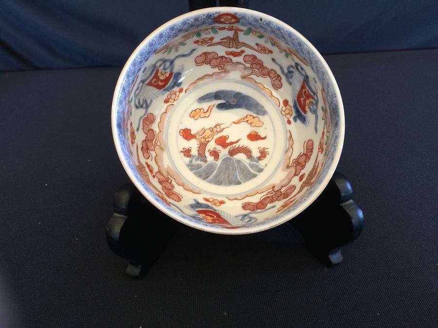 Japanese Imari Porcelain Footed Bowl