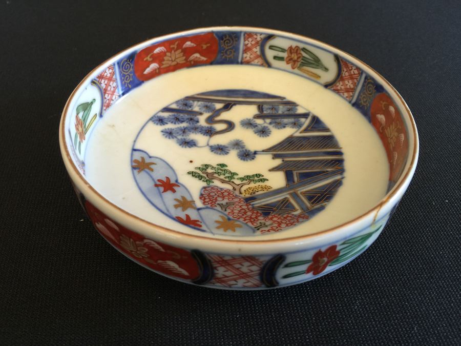 Japanese Imari Porcelain Footed Dish