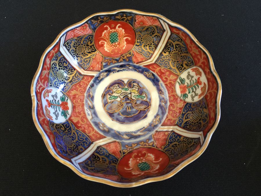 Japanese Imari Porcelain Dish [Photo 2]