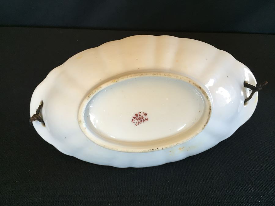 Japanese Imari Porcelain Dish With Bamboo Strap [Photo 9]