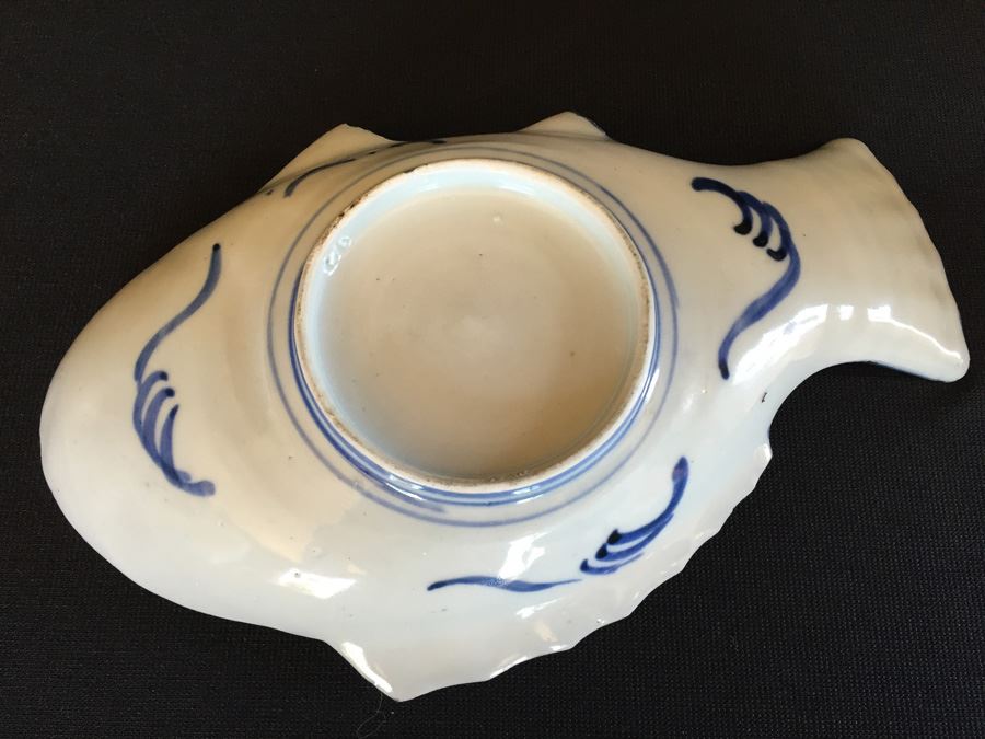 Japanese Imari Porcelain Fish Design Dish [Photo 3]