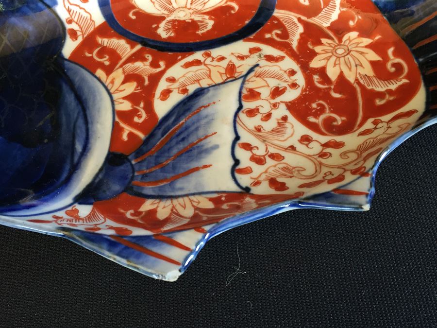 Japanese Imari Porcelain Fish Design Dish [Photo 2]