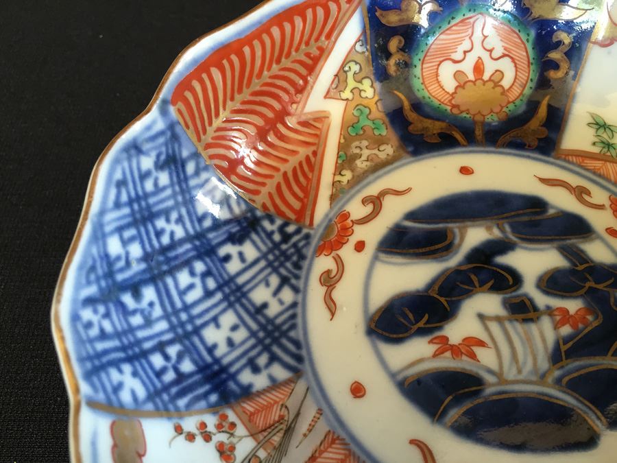 Japanese Imari Porcelain Footed Bowl [Photo 6]
