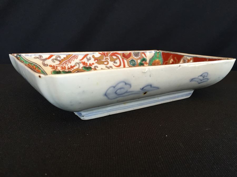 Japanese Imari Porcelain Dish [Photo 2]