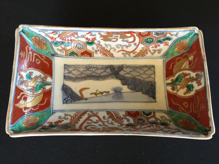 Japanese Imari Porcelain Dish [Photo 1]