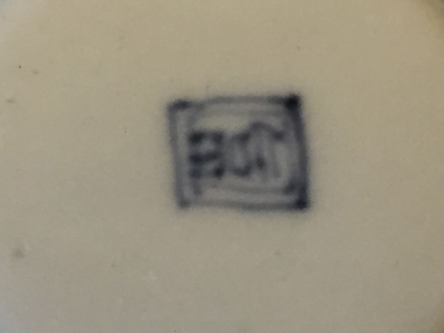 Japanese Imari Porcelain Dish [Photo 17]