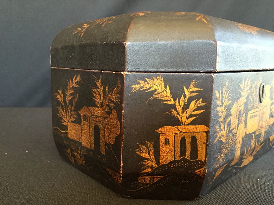 Beautifully Crafted Chinese Box [Photo 12]