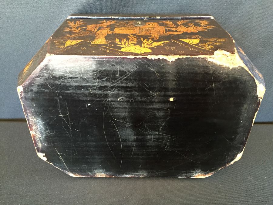 Beautifully Crafted Chinese Box [Photo 20]