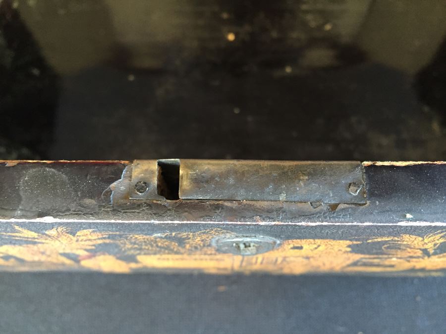 Beautifully Crafted Chinese Box [Photo 25]