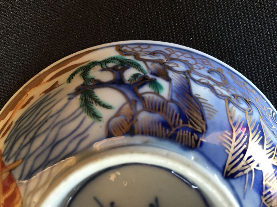 Japanese Imari Porcelain Footed Dish [Photo 2]