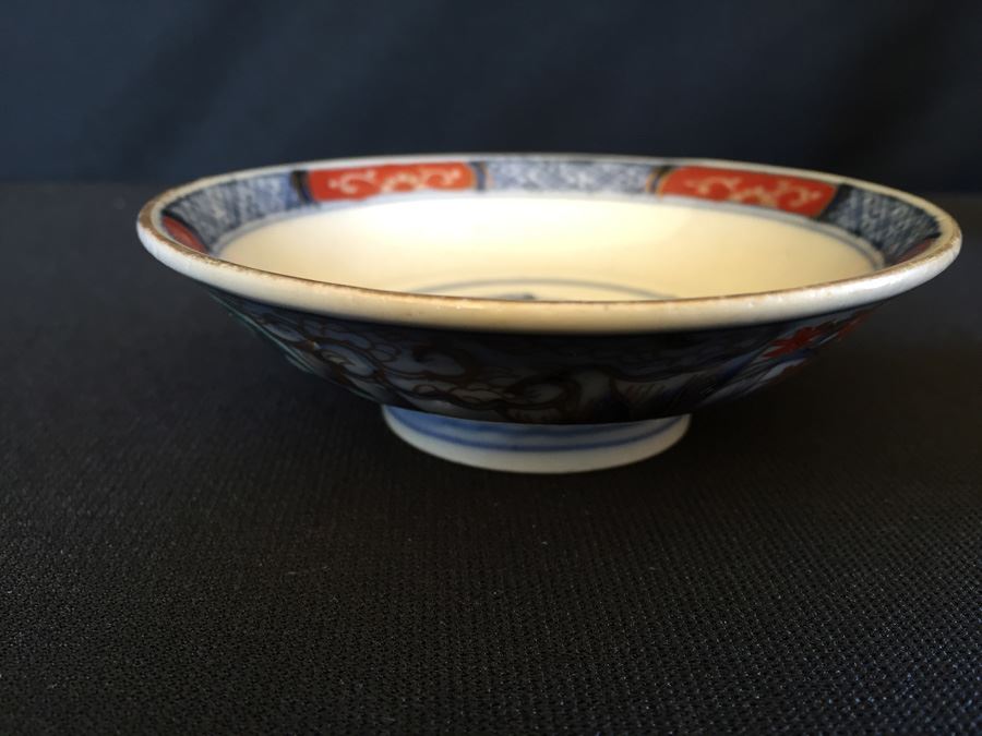 Japanese Imari Porcelain Footed Dish [Photo 1]