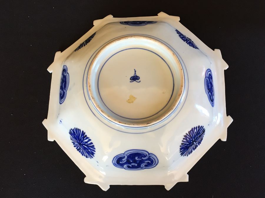 Japanese Imari Porcelain Large Bowl [Photo 19]