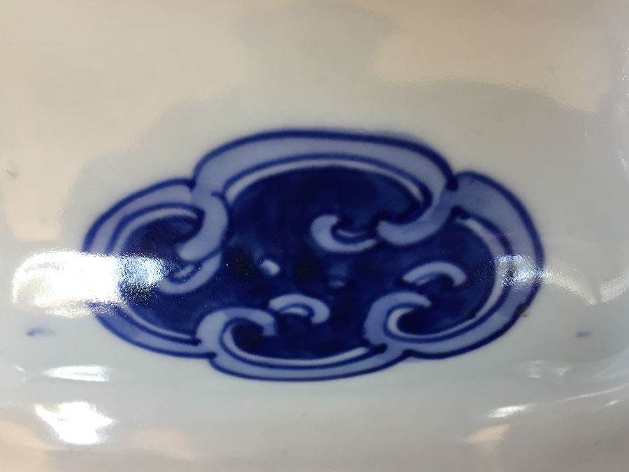 Japanese Imari Porcelain Large Bowl [Photo 18]