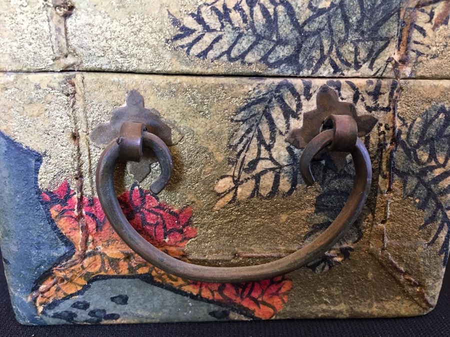 Stunning Antique Handmade Chinese Box  [Photo 14]