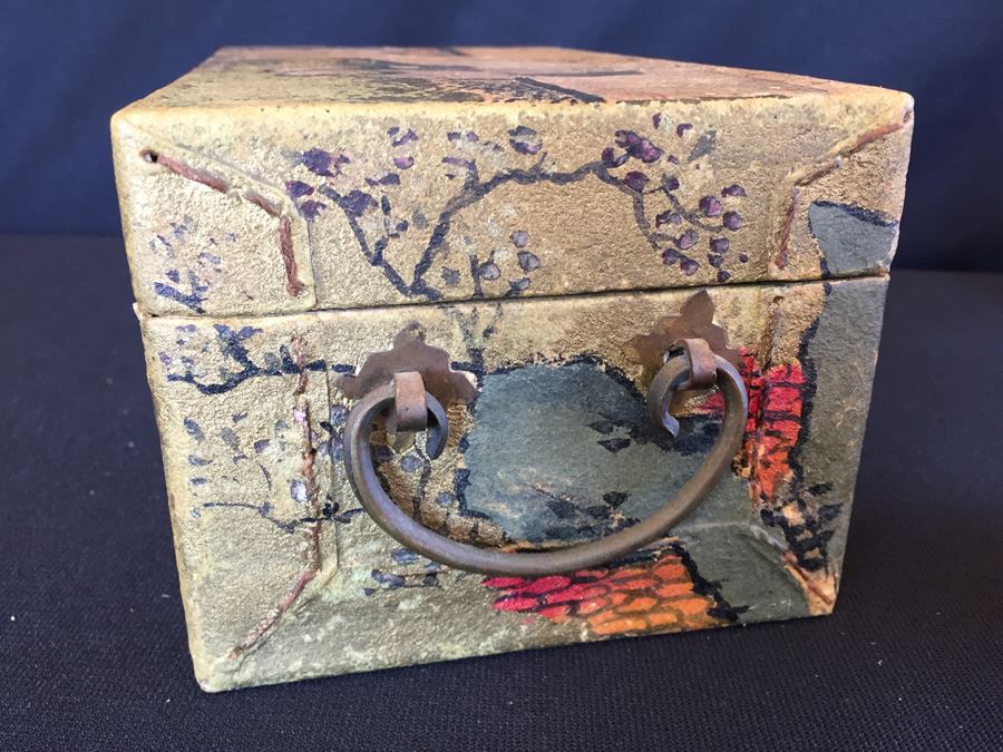 Stunning Antique Handmade Chinese Box  [Photo 17]
