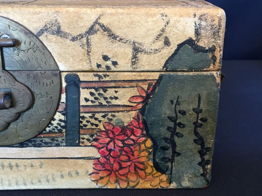 Stunning Antique Handmade Chinese Box  [Photo 12]