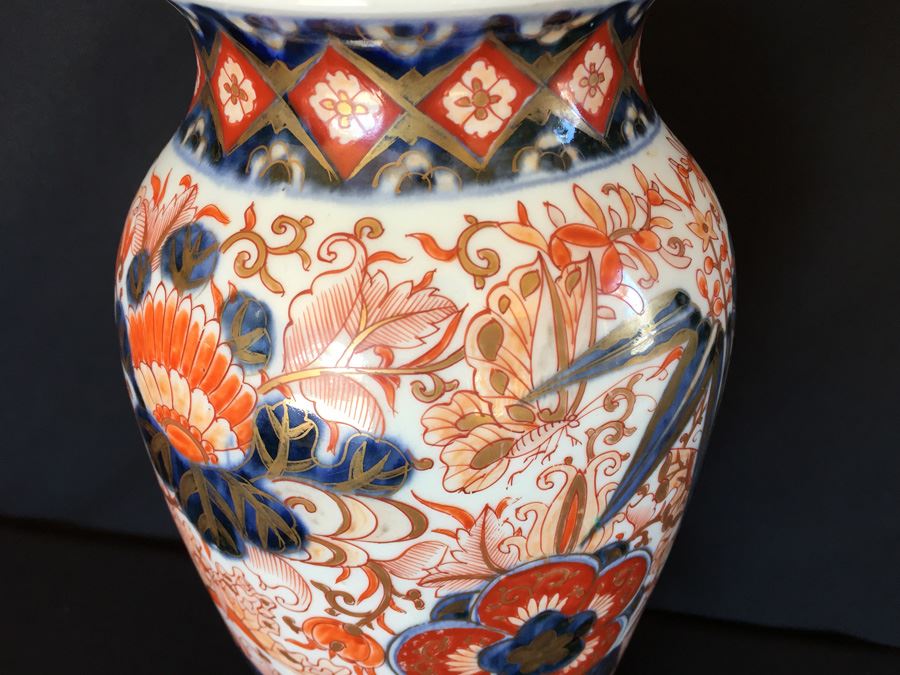 Japanese Imari Porcelain Large Vase [Photo 18]