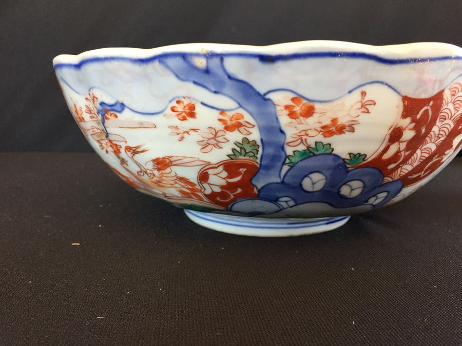 Japanese Imari Porcelain Large Bowl [Photo 1]