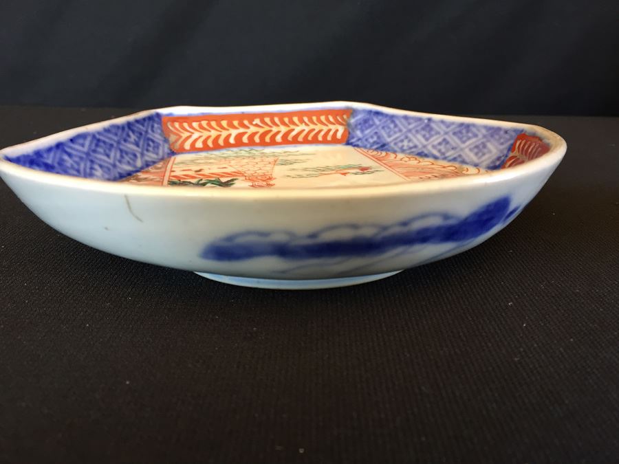 Japanese Imari Porcelain Dish [Photo 2]