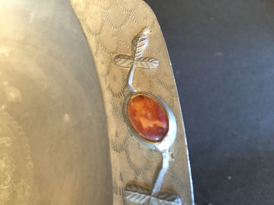 Exquisite Chinese Pewter Duck With Beautiful Gemstone Detail [Photo 12]